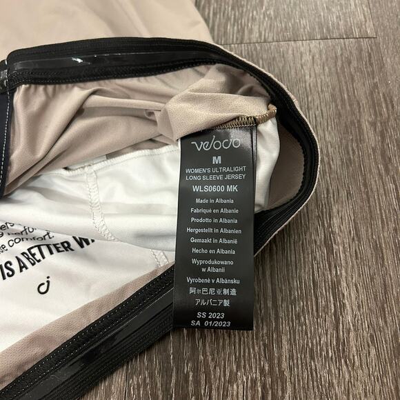 NWT Velocio Ultralight Long Sleeve Cycling Jersey Moonrock Sz M Performance Top - Picture 16 of 16